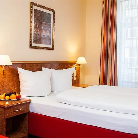 & Zarenhof Friedrichshain 酒店 4*