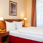 & Zarenhof Friedrichshain Hotel 4*
