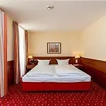 & Zarenhof Friedrichshain 4* Berlin
