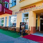 & Zarenhof Friedrichshain Hotel 4*