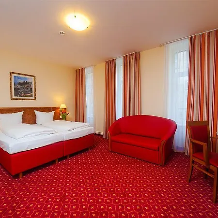& Zarenhof Friedrichshain Hotel
