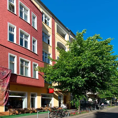 & Zarenhof Friedrichshain Hotel 3*