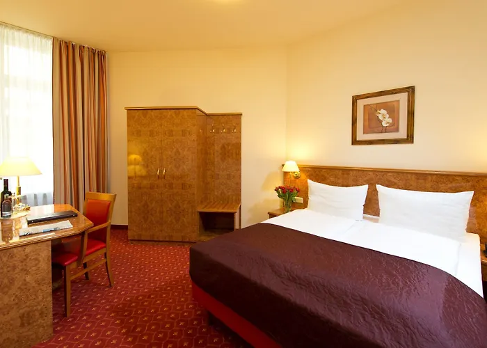 & Zarenhof Friedrichshain 4* Berlín