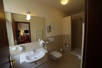 Hotel & Zarenhof Friedrichshain