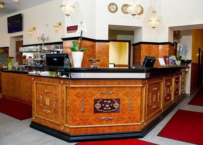 & Zarenhof Friedrichshain 4*