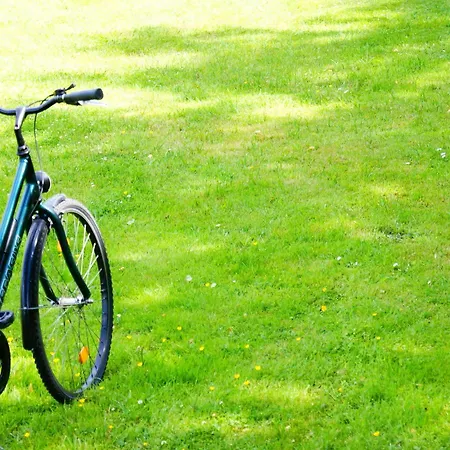 & Zarenhof Friedrichshain Hotell