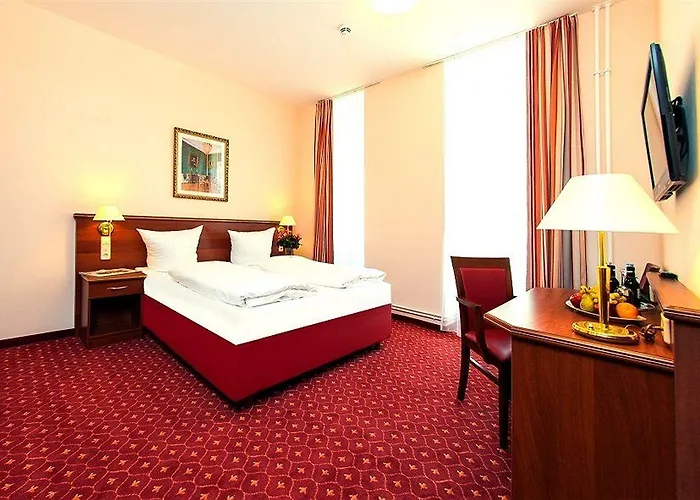 & Zarenhof Friedrichshain 4*